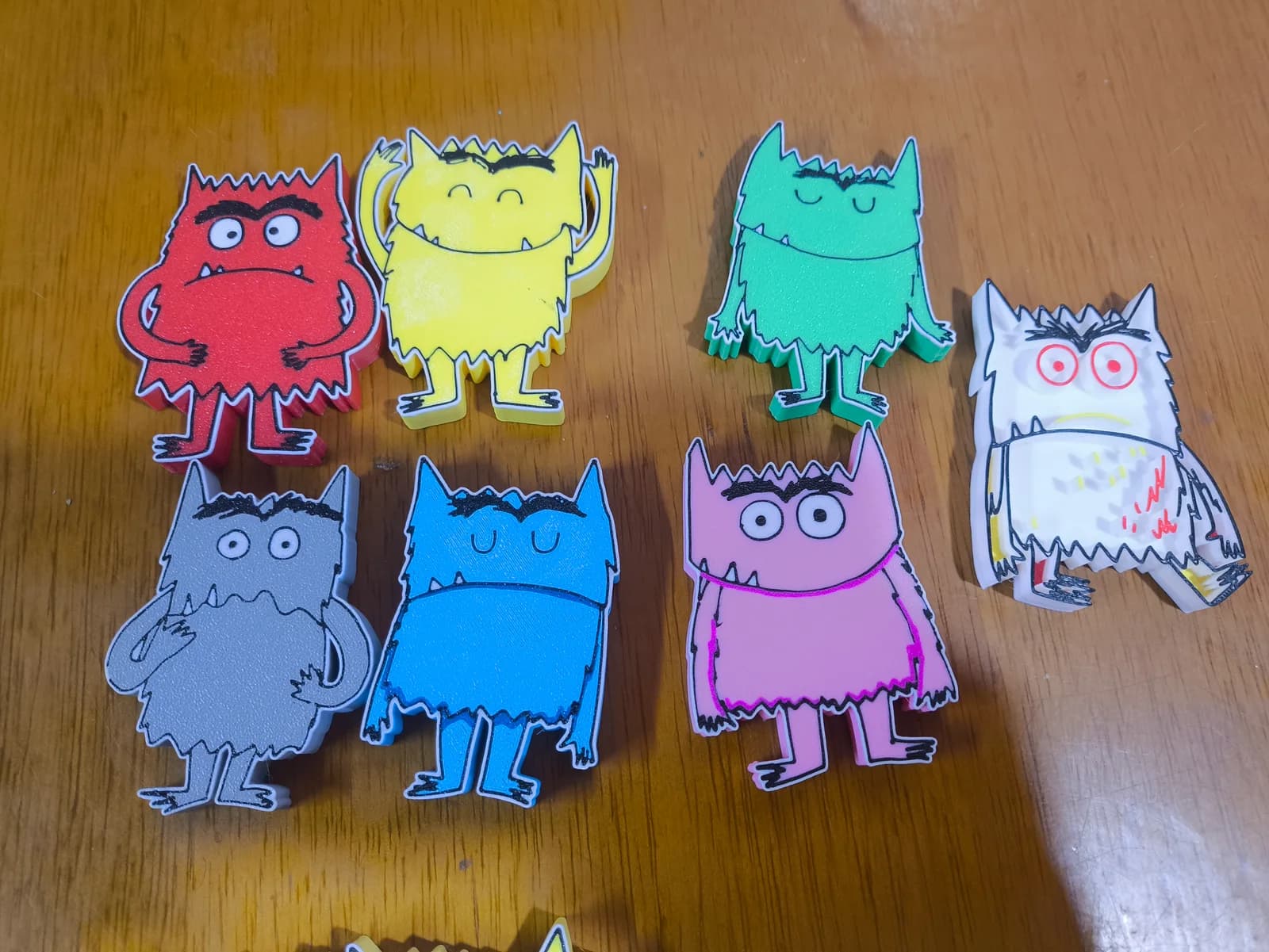 Mostruos de colores